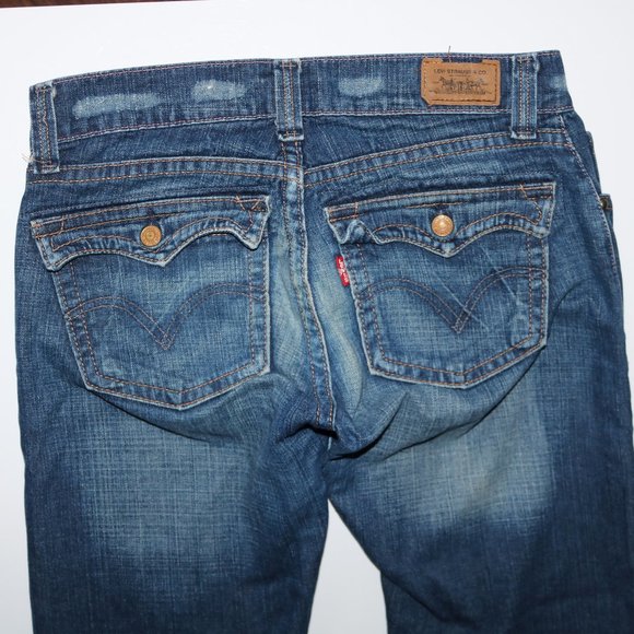 Levi's Blue Jeans - Waist 32x30 Inseam - Picture 6 of 8